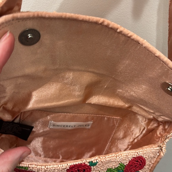 NWT Sincerely Jules beaded Strawberry Shoulder Bag - Picture 9 of 10